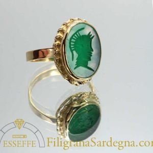 Anello con agata verde e torchon d'oro