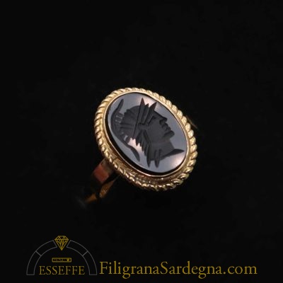 Anello con corniola nera