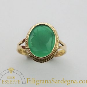 Anello con corniola verde filigrana