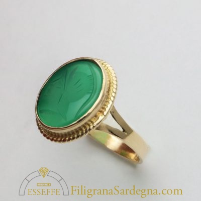 Anello con corniola verde filigrana