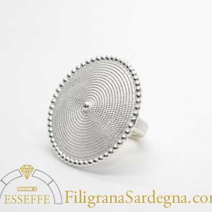 Anello corbula con grani in argento bianco