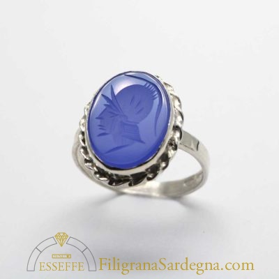 Anello corniola blu con torchon in argento