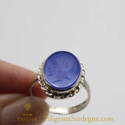 Anello corniola blu con torchon in argento