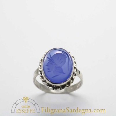 Anello corniola blu con torchon in argento