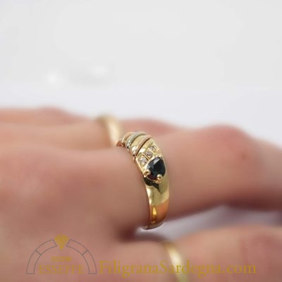 Anello diamantini e zaffiro
