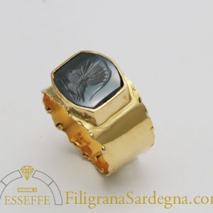 Anello in oro con ematite