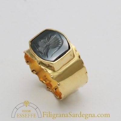 Anello in oro con ematite