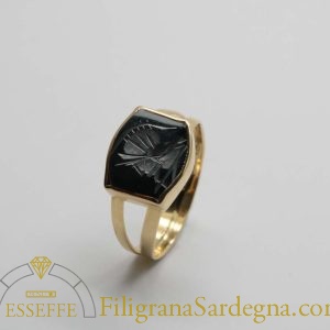 Anello in oro con ematite