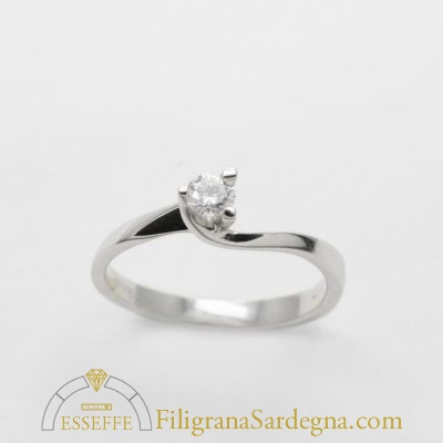 Anello solitario diamante