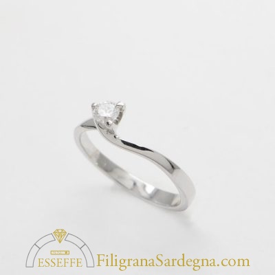 Anello solitario diamante