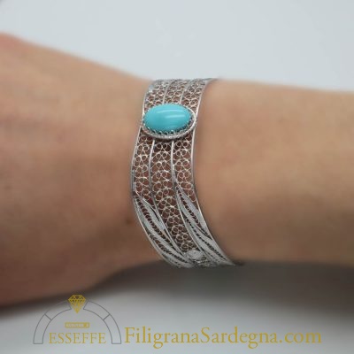 Bracciale alla schiava in filigrana d'argento con cabochon turchese