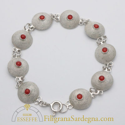 Bracciale con corbule decorate da corallo o turchese