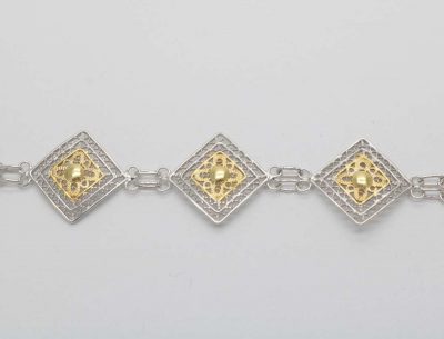 Bracciale con elementi in filigrana d’argento a rombo