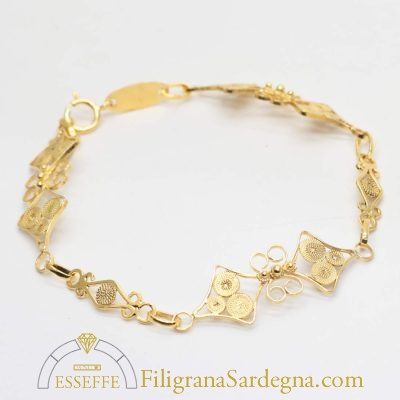 Bracciale con elementi in filigrana d'oro