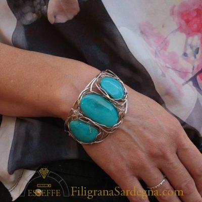 Bracciale con turchesi e fili d'argento