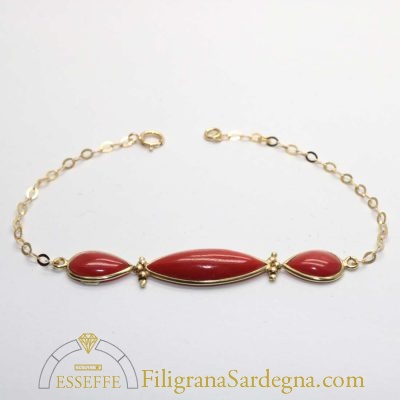 Bracciale d'oro con centrale in corallo rosso