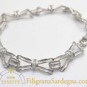 Bracciale in filigrana con elementi a fiocco