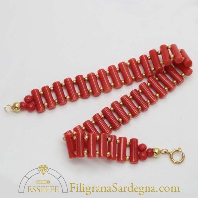 Bracciale in oro e corallo a cannettine