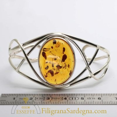 Bracciale rigido in argento con cabochon d'ambra