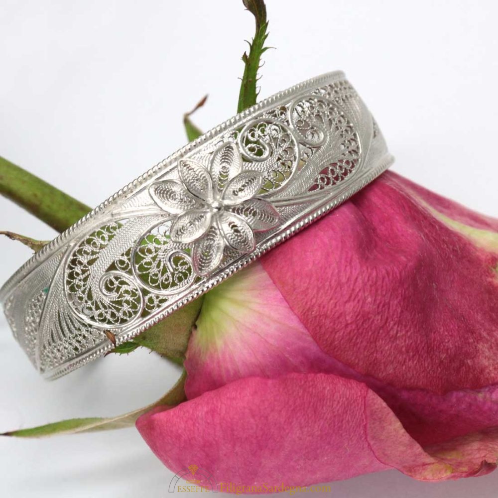 Bracciale in argento rigido con zirconi - Ma.Gi. Gioielli
