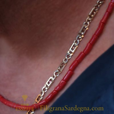 Collana con cannettine di corallo rosso di Sardegna