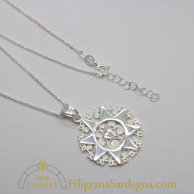 Collana con ciondolo stella e cuore in filigrana d'argento