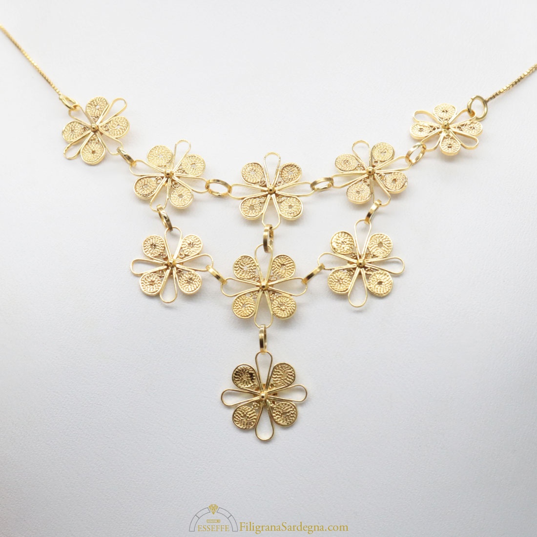 Collana di perle con chiusura in oro bianco - Gioielli Sardi Filigrana  Sardegna - Esseffe Dorgali Laboratorio Orafo Francesco Serra