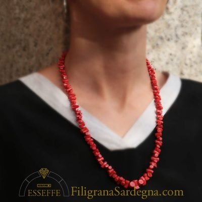 Collana con tronchetti di corallo rosso Sardegna