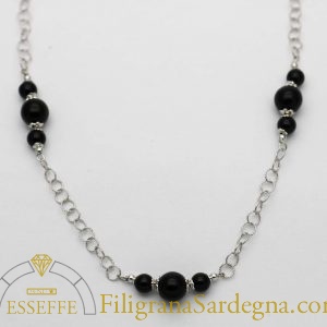 Collana in argento con onice nera