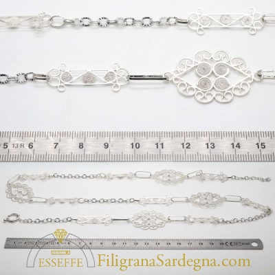 Collana lunga in filigrana d'argento