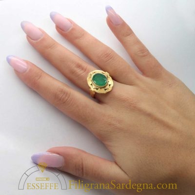 Corniola verde in oro decoro a bulino