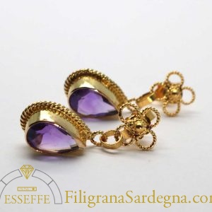 Gocce d’ametista e filigrana d’oro
