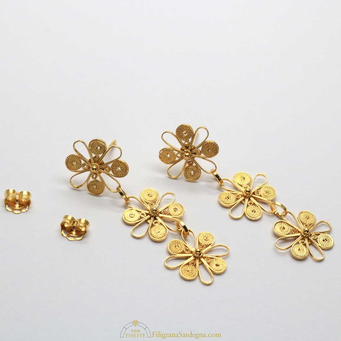 CHGCRAFT 24 Pezzi Pendenti Per Orecchini Fai Da Te – Ottone Dorato, Forme Geometriche Cave, 3 Stili, 9,5x14 Mm