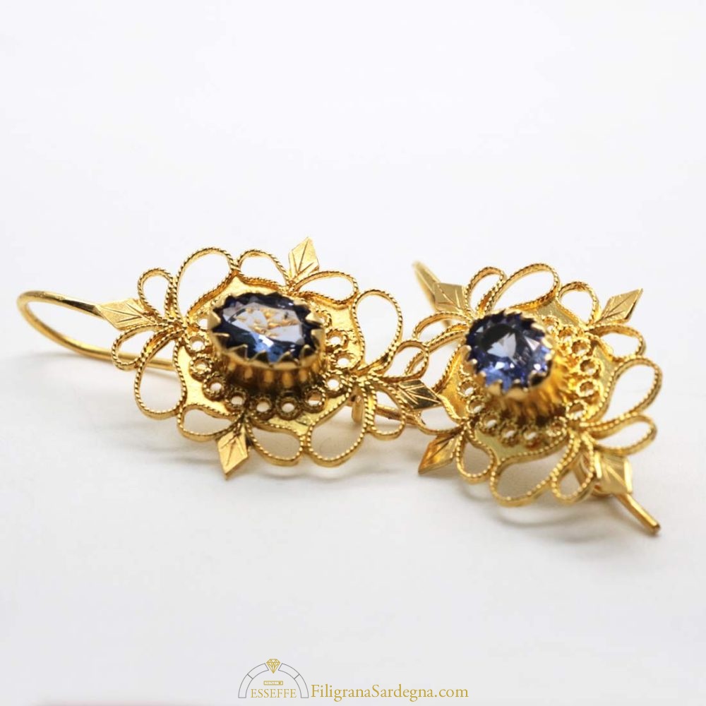 Orecchini in filigrana d'oro con Tanzanite - Gioielli Sardi Filigrana Sardegna - Esseffe Dorgali Laboratorio Orafo Francesco Serra