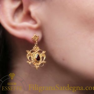 NKlaus Orecchini Brisur In Oro Giallo 333 (8kt) Con Vero Granato | 14x6mm | Eleganti E Autentici