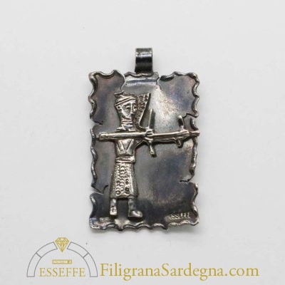 Pendente in argento con bronzetto