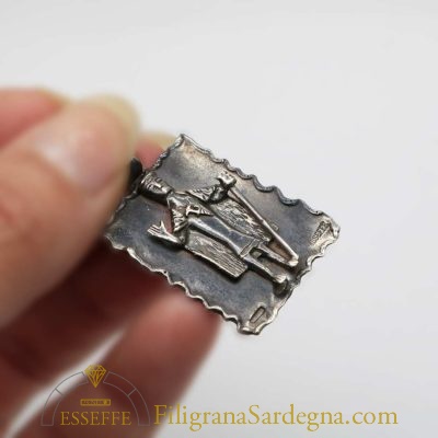 Pendente in argento con bronzetto